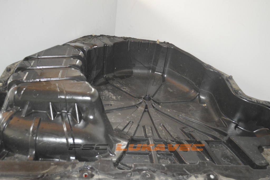 RENAULT MEGANE 2 KARAVAN PODNICA PRTLJAŽNOG PROSTORA  2005.