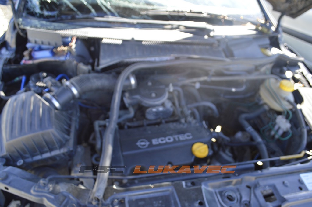OPEL CORSA MOTOR 1.2 16v 55kW 2002.