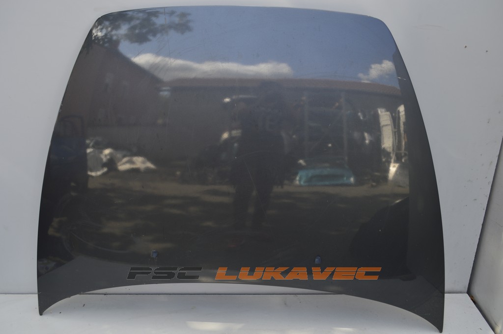 VOLVO V50 HAUBA 2007.