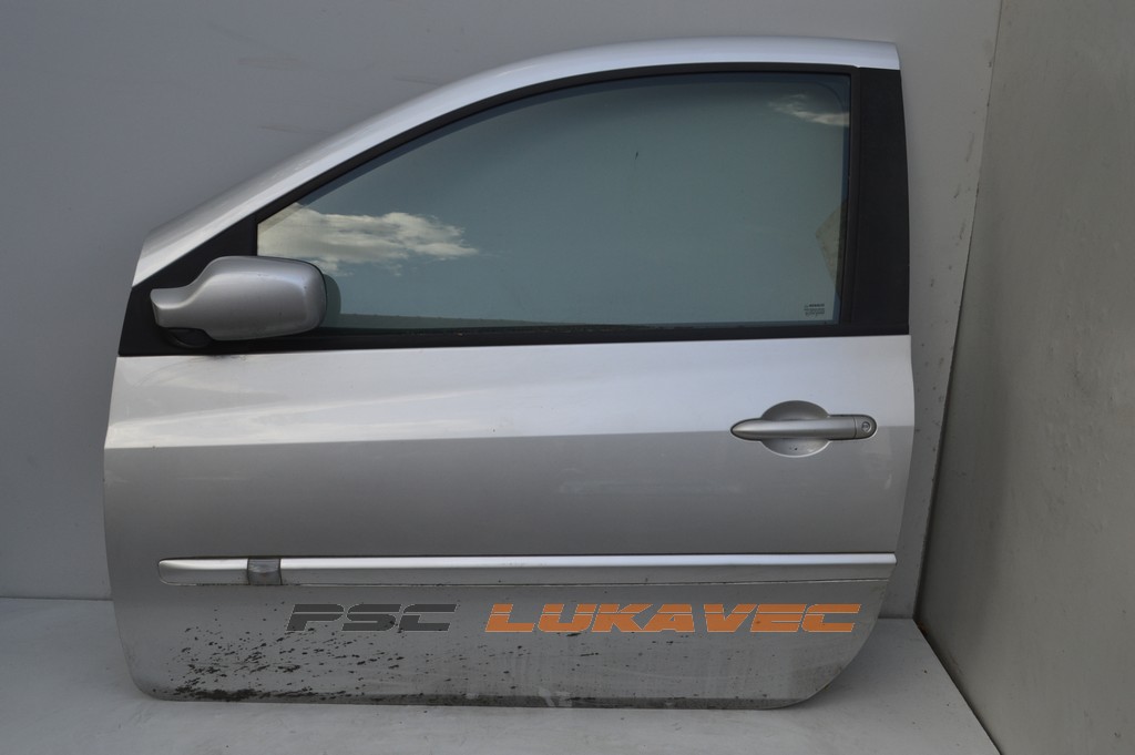RENAULT CLIO 3 VRATA PREDNJA LIJEVA 2008.