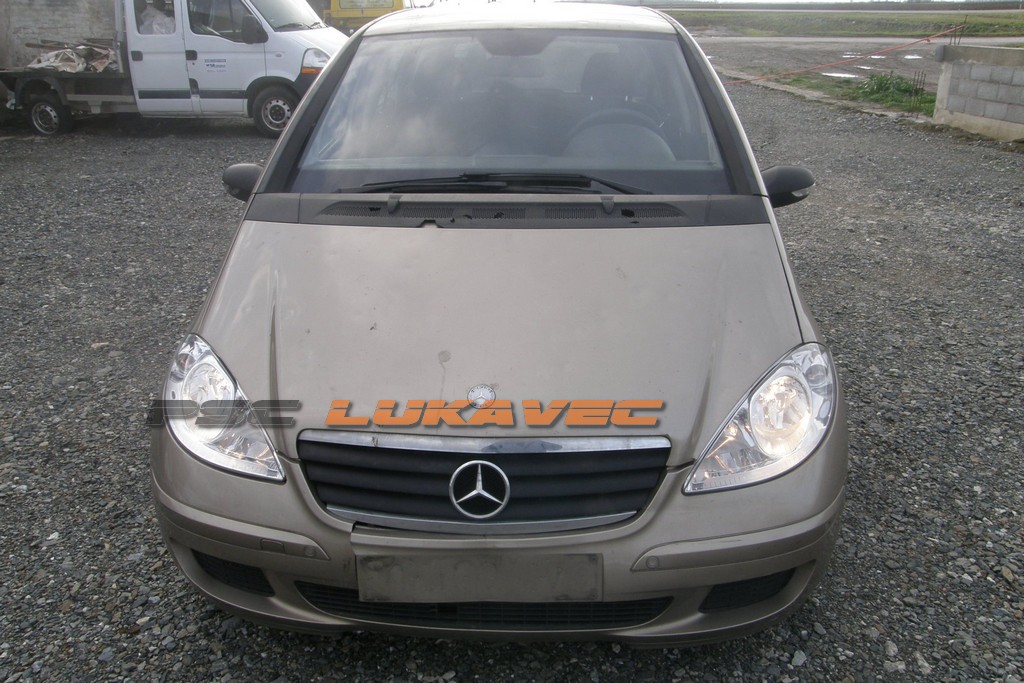 MERCEDES A KLASA DIJELOVI OŠTEĆEN W169 A160CDI 2006.