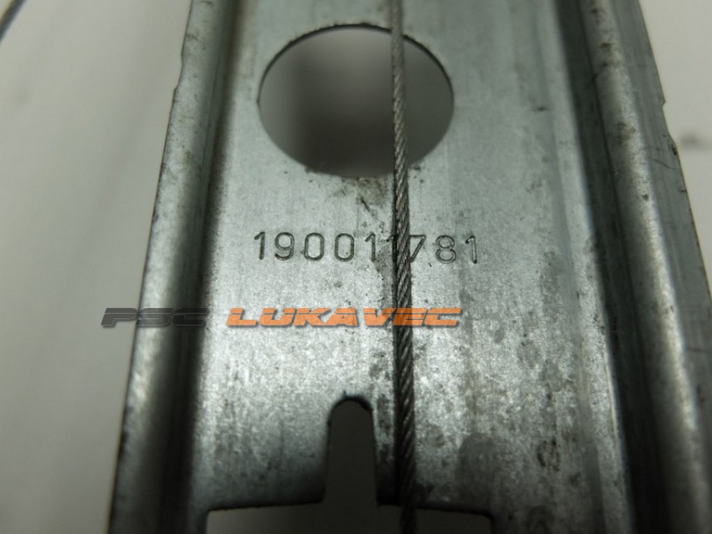 MEGANE 2 ZADNJI DESNI PODIZAČ STAKLA 2005.