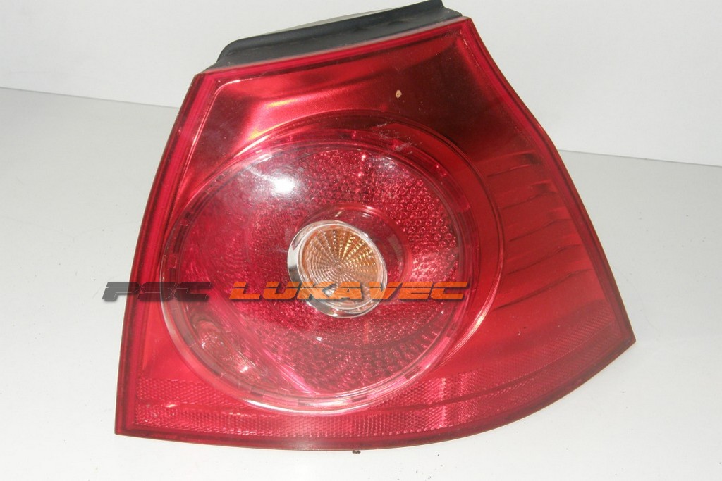 GOLF 5 ŠTOP SVJETLO ZADNJE DESNO 2006.