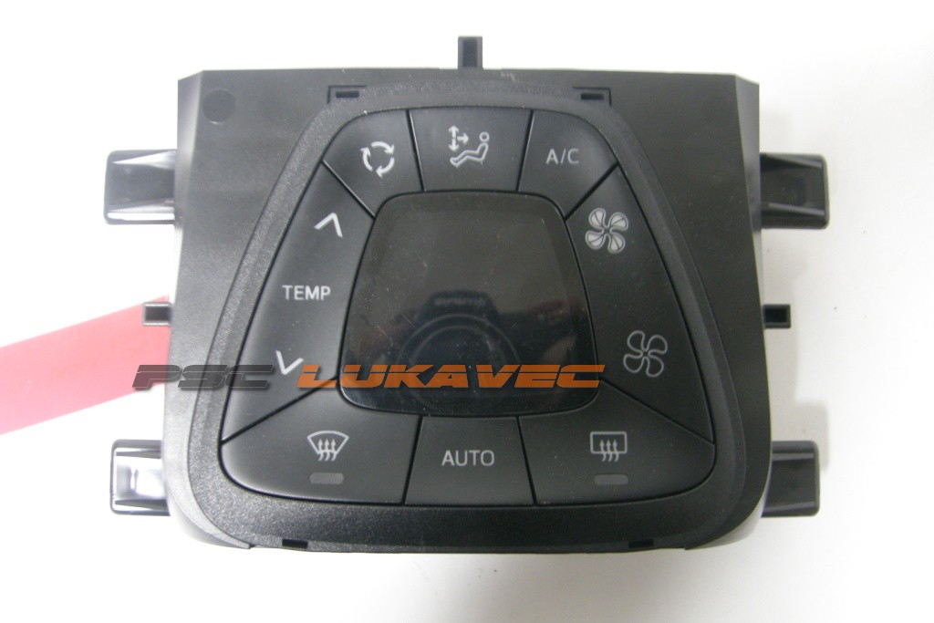 TOYOTA AYGO DISPLEJ 5590-YV010 2015.