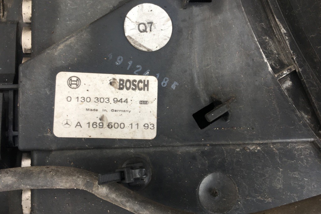 MERCEDES A KLASA NOSAČ VENTILATORA W169 A1695001193 0130303944