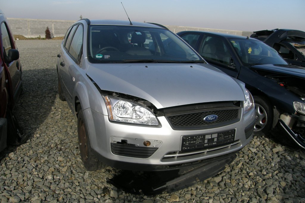 FORD FOCUS 1.6 TDCI DIJELOVI FORD FOCUS OŠTEĆEN 2005.