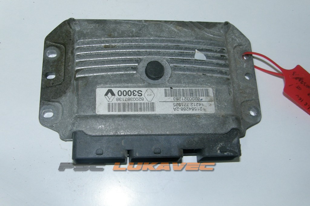 RENAULT SCENIC 2 1.6 16v KOMPJUTER MOTORA S3000 8200387138
