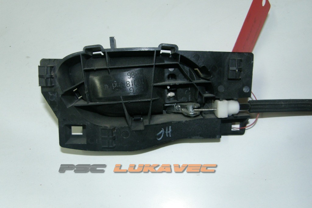 PEUGEOT 407 KVAKA VRATA PREDNJA LIJEVA 96526178VD 2005.
