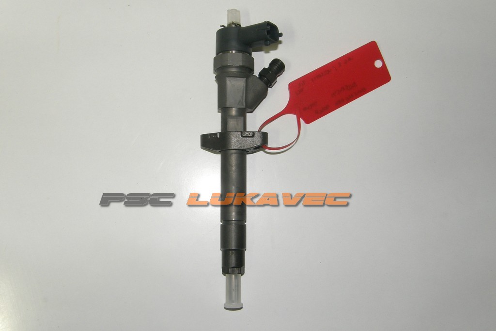 RENAULT 2.2 DCI  DIZNE 2.2 DCI INJEKTORI NOVO.! 8200284534 0445110084