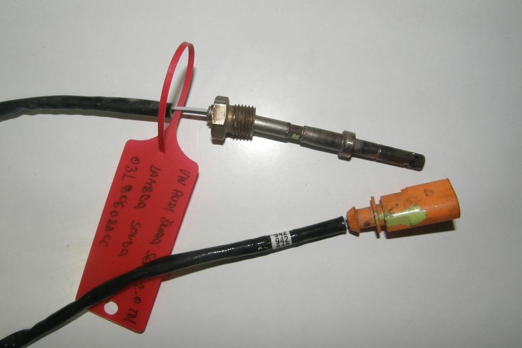 VW GOLF 6 1.6 TDI SENZOR TEMPERATURE ISPUHA 03L906088CC