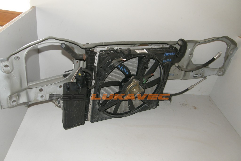 RENAULT TWINGO VENTILATOR HLADNJAKA SA KLIMOM 2004.