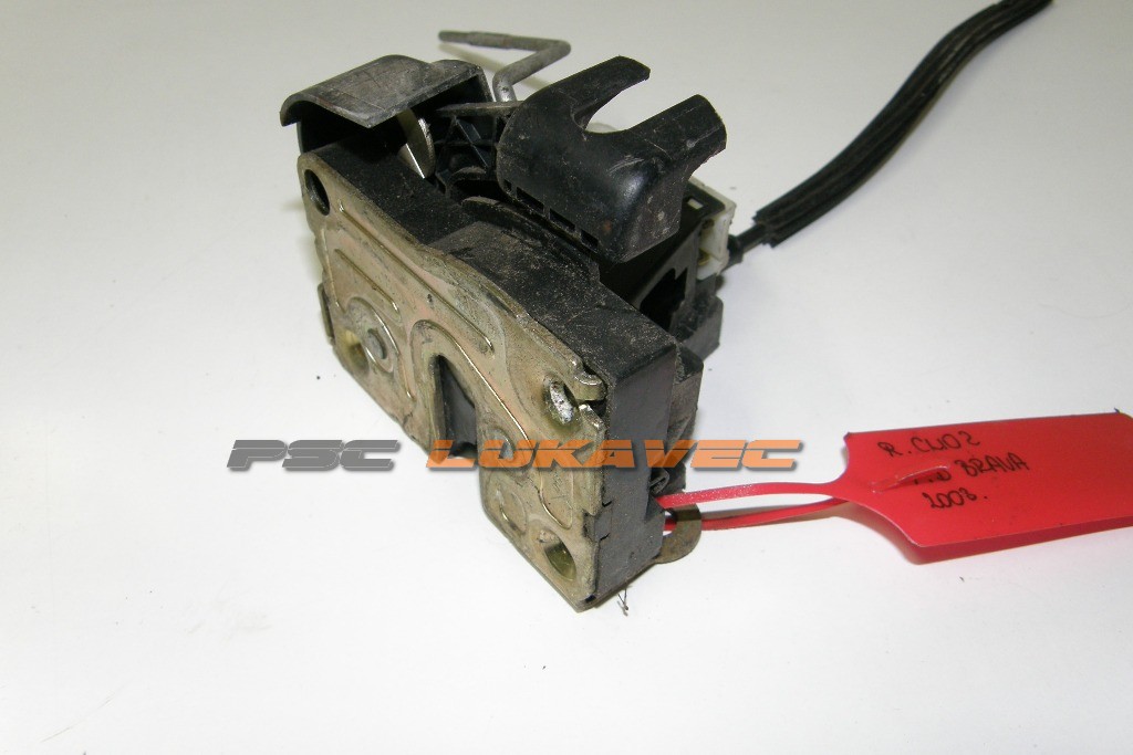 RENAULT CLIO 2 BRAVA VRATA PREDNJA DESNA