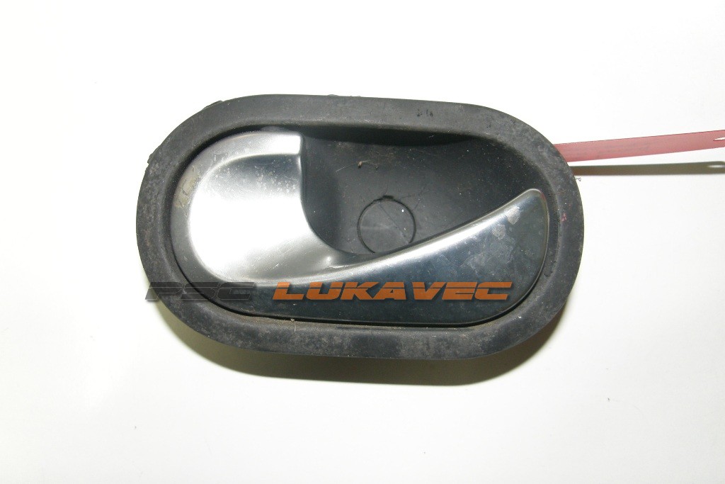 RENAULT CLIO 3 KVAKA VRATA LIJEVA 2011.