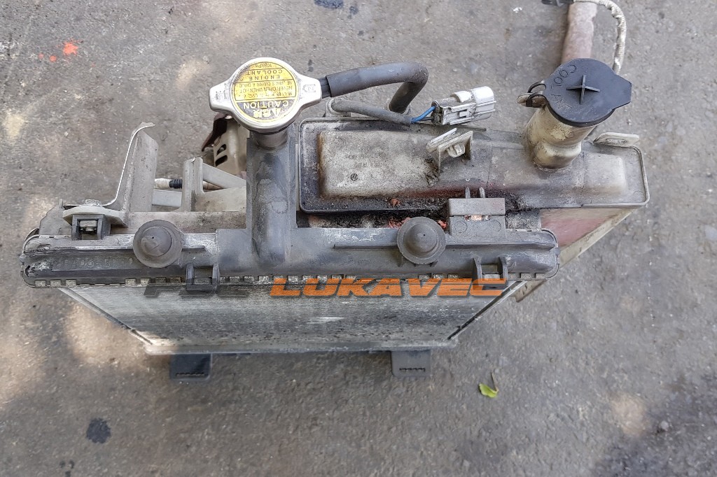 TOYOTA AYGO HLADNJAK KLIME HLADNJAK VODE VENTILATOR HLADNJAKA 2010.