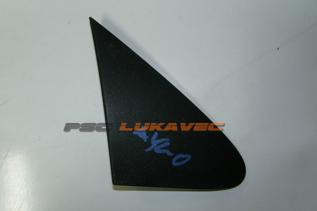 TOYOTA AYGO PLASTIKA RETROVIZORA DESNA 60117-0H010