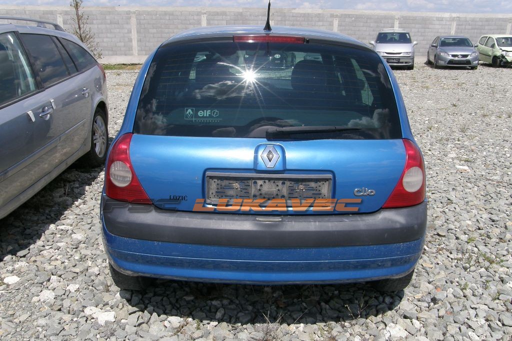 RENAULT CLIO 2 DIJELOVI RENAULT CLIO 2 KARAMBOLIRAN 1.5 DCI 2003.