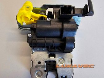 VW PASSAT B8 BRAVA GEPEKA PASSAT B8 BRAVA PRTLJAŽNIKA 5TA827505D 2021.