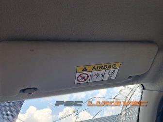 DACIA DUSTER SJENILO DESNO DUSTER SUNCOBRAN 2016.