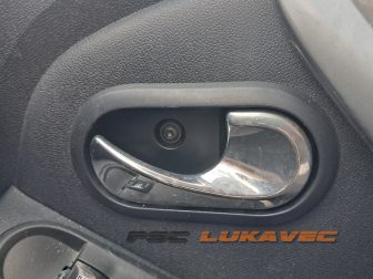 DACIA DUSTER KVAKA VRATA PREDNJA DESNA 2016.