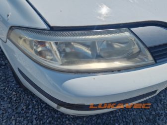 RENAULT LAGUNA 2 FAR DESNI 2003.
