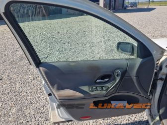 RENAULT LAGUNA 2 VRATA PREDNJA LIJEVA 2003.