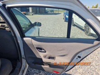 RENAULT LAGUNA 2 VRATA ZADNJA DESNA 2003.