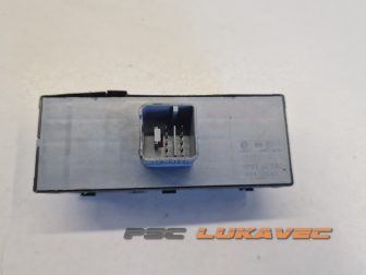 VW GOLF 5 PREKIDAČI PODIZAČA STAKLA PREDNJI LIJEVI 1K4959857B