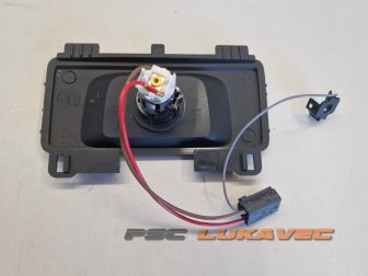 AUDI A4 B9 UPALJAČ 8W0863324 2020.