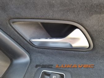 MERCEDES CLA KVAKA VRATA ZADNJA DESNA 2020.