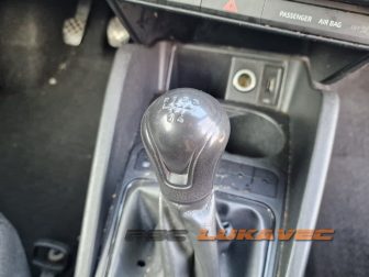 SEAT IBIZA 4 RUČICA MJENJAČA IBIZA 4 RUČICA BRZINA 2017.